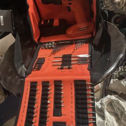 18v Drill Set Black And Decker