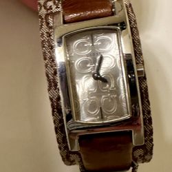 Guess Leather Vintage Watch