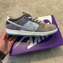 Nike Dunk SB Low Big Money Savings Size 10