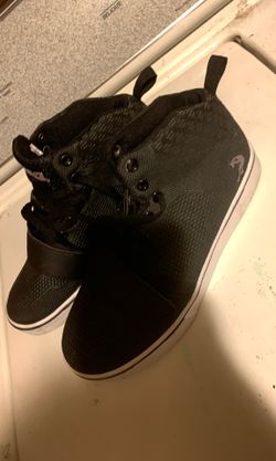 SHAQ kids size 4