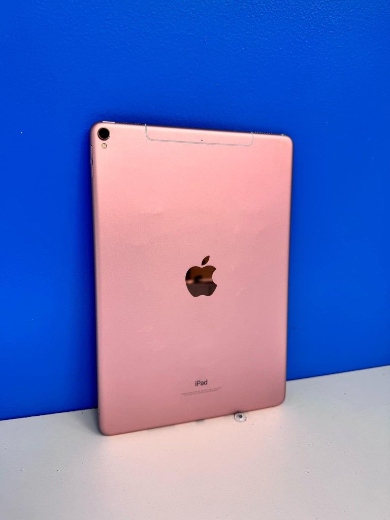 Apple iPad Pro 10.5 Inch - Pay $5 and the rest later