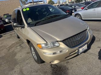 2000 Chrysler Town & Country