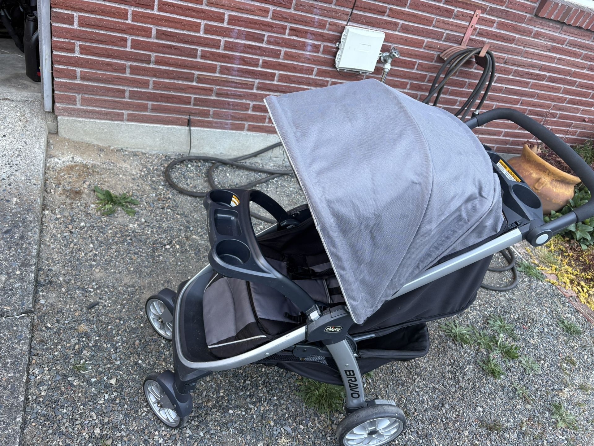 Chicco Bravo Stroller – Great Condition!