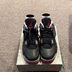 Air Jordan 4 Retro