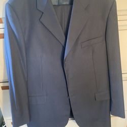 Italian Men’s Suit 46L