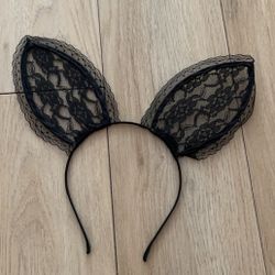 Ariana Grande Lace Bunny Ears