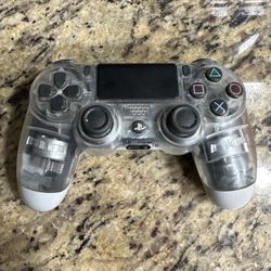 PS4 Controller