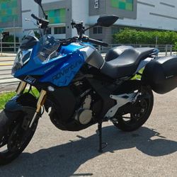 MOTOCICLETA CF MOTO 650CC