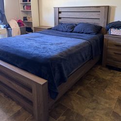 Queen bedroom set