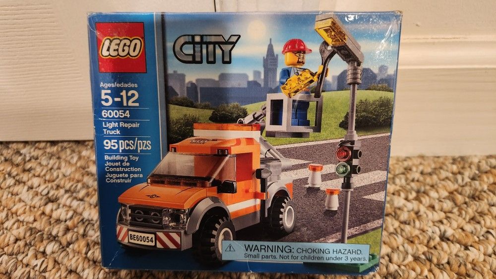 Lego City Light Repair Truck 60054 for Sale in West Springfield