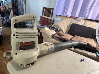Leaf Blower