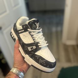 Size 9.0 Train Er’s 