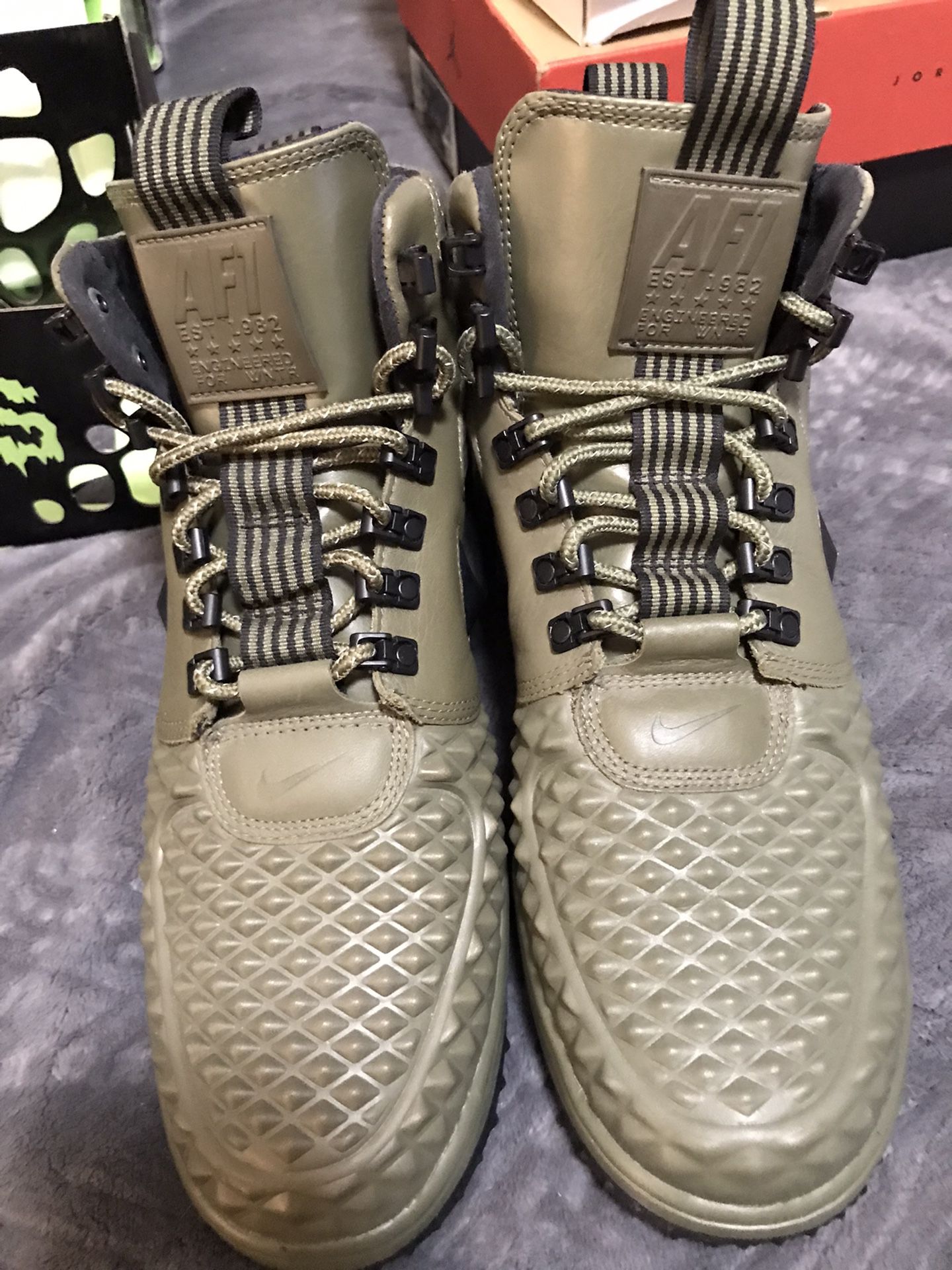 NEW Never Touched Concrete Nike Lunar Force 1 Duckboot  Medium Olive' 916682-202
