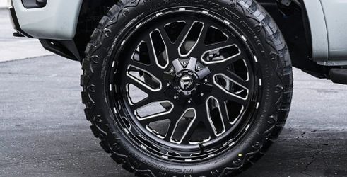 Titan Wheels Silverado Tundra Ram F-150 Ballistic Pro Comp KMC Method Off Road Rims 