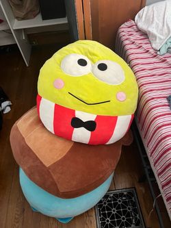 Giant Squishmellows
