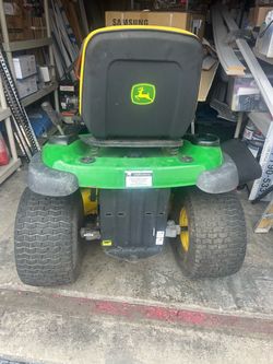 John Deere LA125 48” Riding Lawn Mower