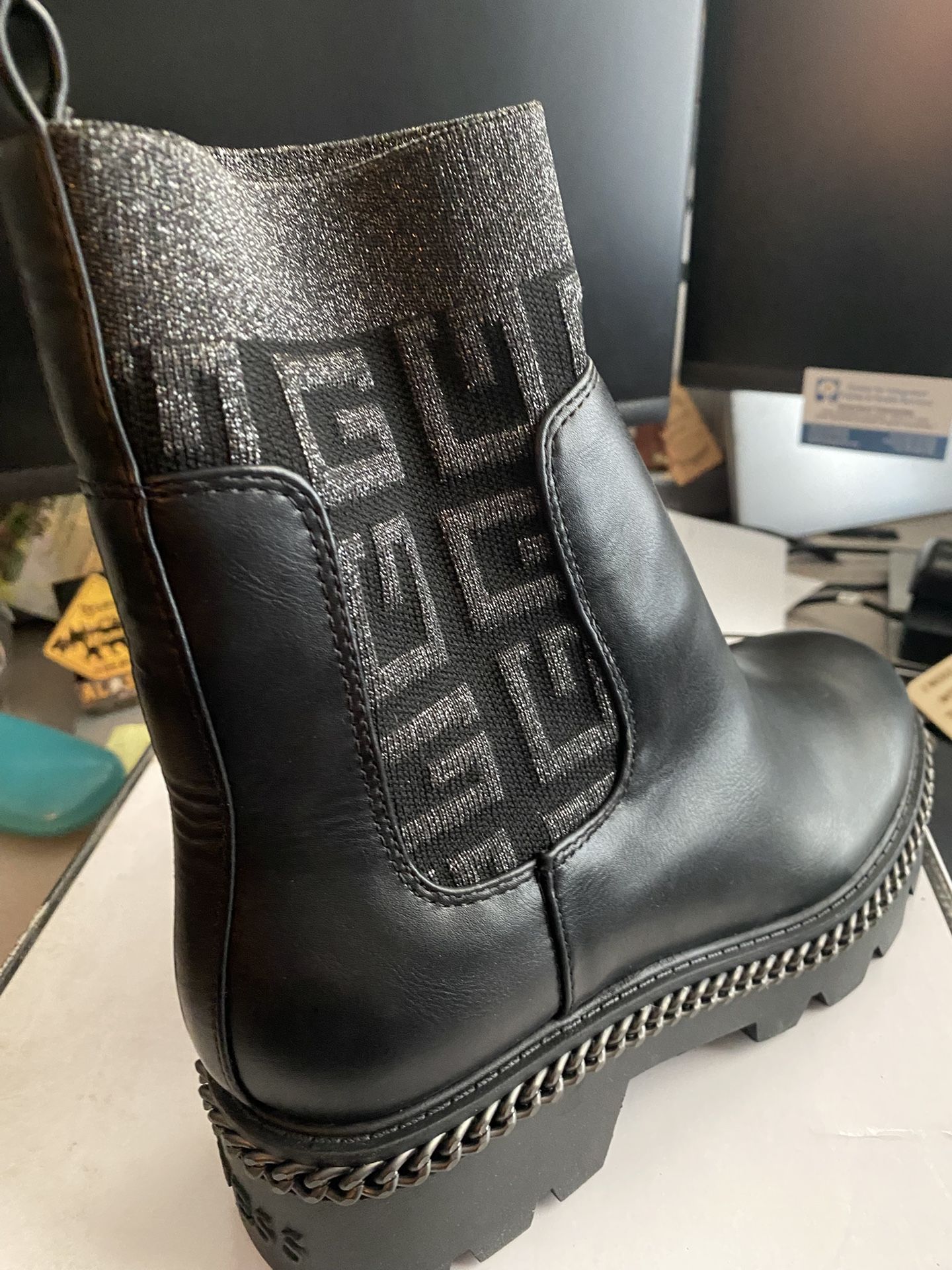Guess Boots Black