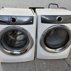 Washer And Dryer/ Lavadora Y Secadora 