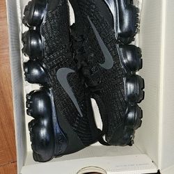 W AIR VAPORMAX 