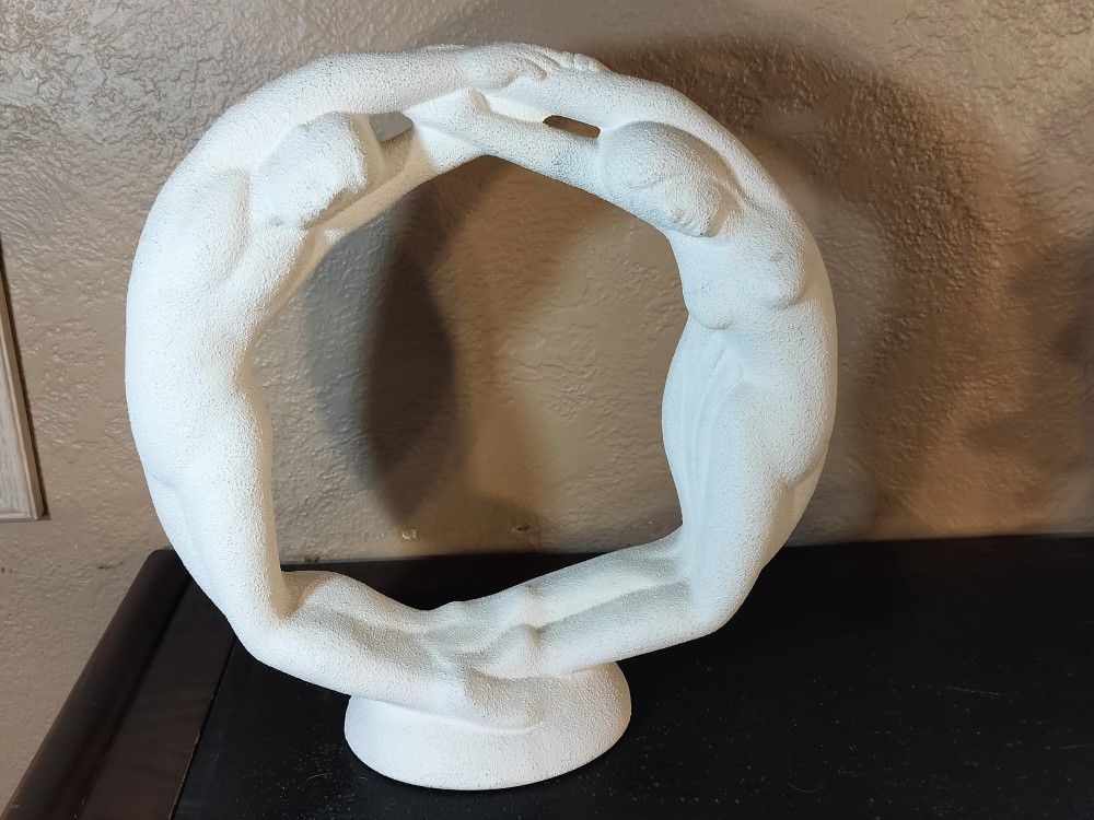 Vintage Royal Haeger 1994 Circle of Love Sculpture . See Full Description