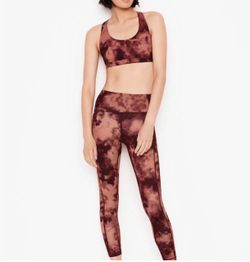Victoria Secret Sports Bra and Leggings