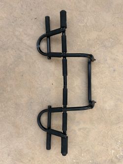 Pull-up bar for doorway