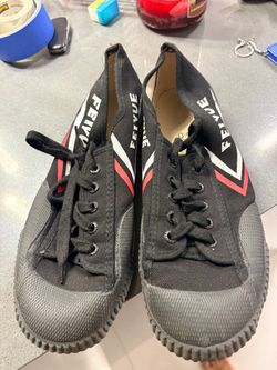 Free Kung fu shoes, Barely Worn