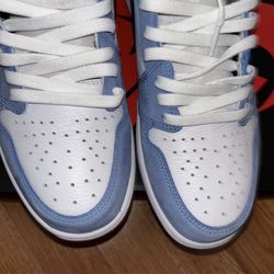 Jordan 1 High University Blue