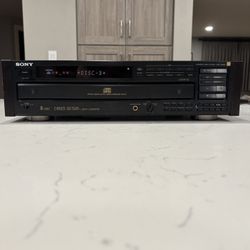 Sony C85ES 5 disc changer 
