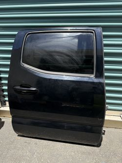 2016-2023 TOYOTA TACOMA REAR RIGHT PASSENGER RH SIDE DOOR OEM ASSEMBLY