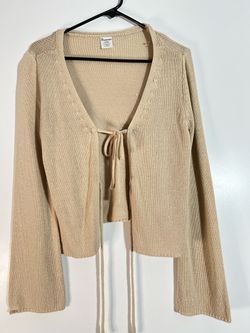 • Women's Cozy Knit Sweater Lot Size Small/Medium 3-Piece Capsule Bundle