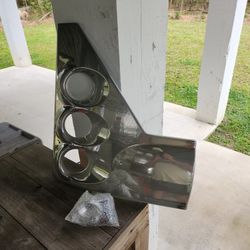 Thor Tuscany Motor Home Front Left Light Cover And Light