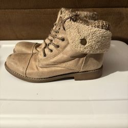 Woman’s Boots