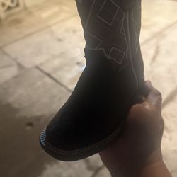 Boots 👢