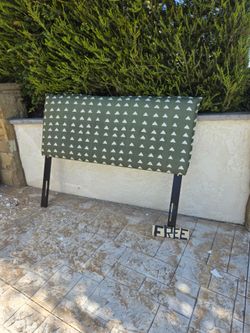 Free Headboard