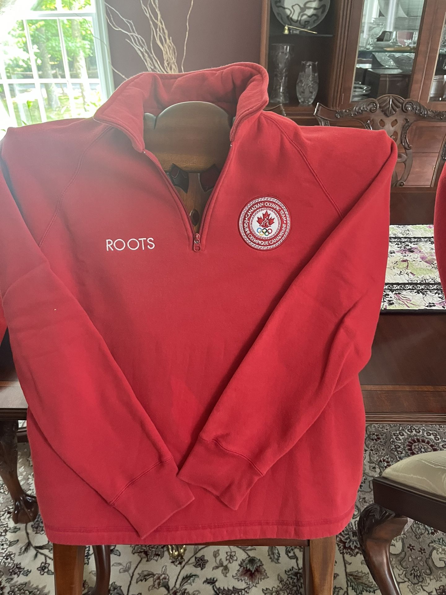 ROOTS OFFICIAL 2004 Canadian Olympics