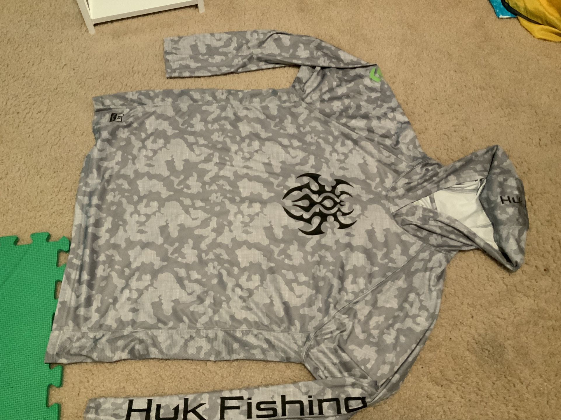 Huk Daiwa Fishing Sun Shirt