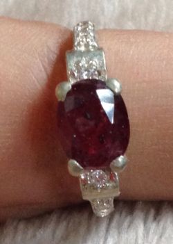 Pure silver ring with gemstone