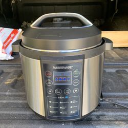 Farberware Multi-Functional Pressure Cooker Like New Condition $10 OBO 