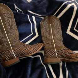 HP boots