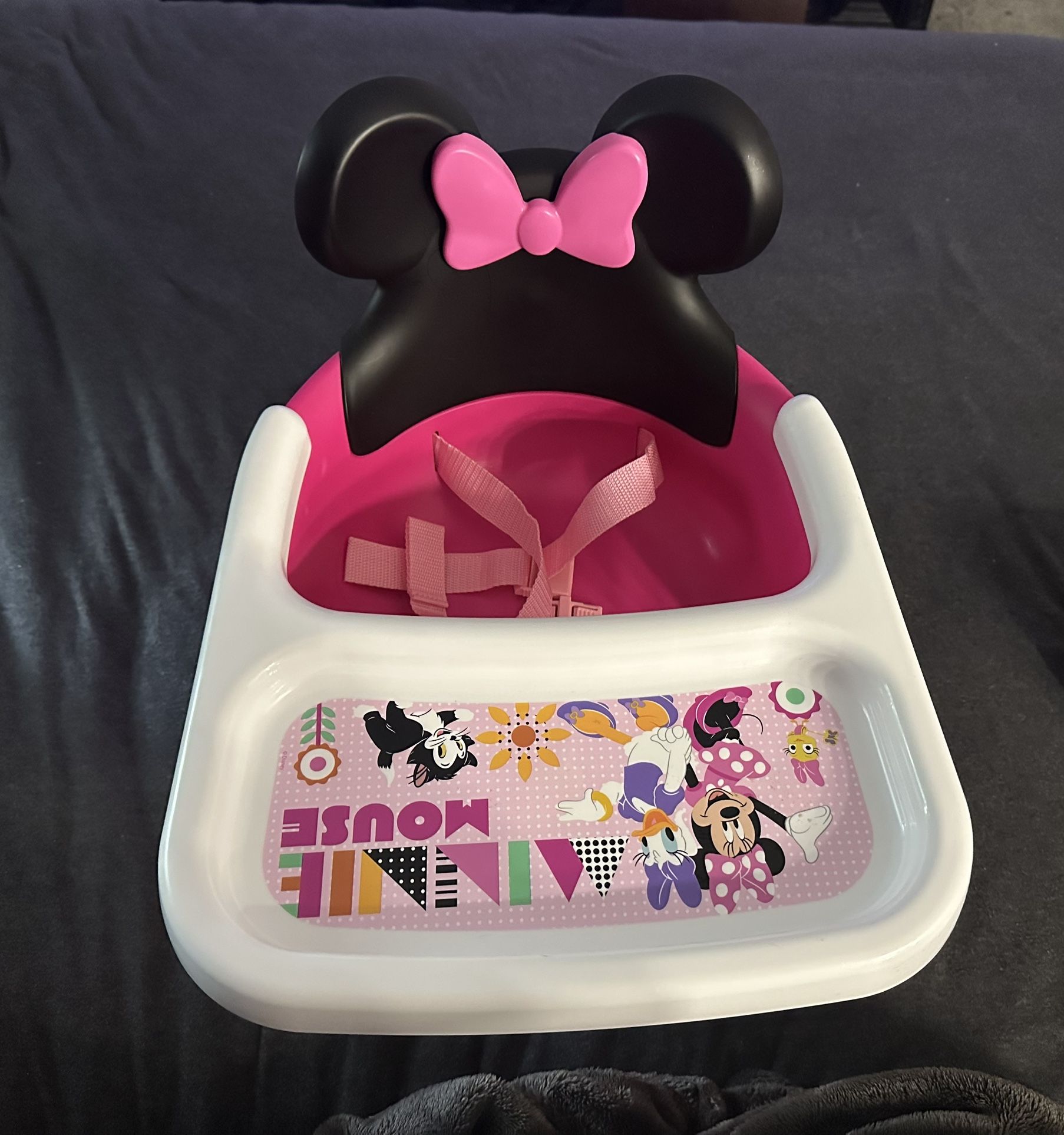 Minnie Mouse High Chair