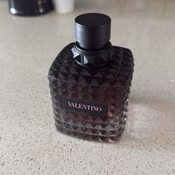 Valentino Cologne