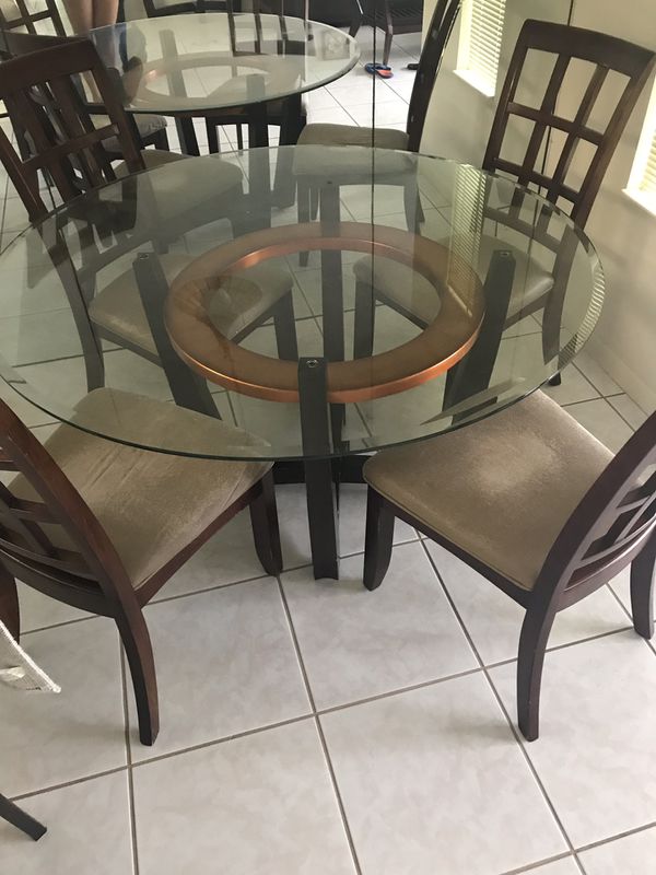 Glass Round Dining table & 4 chairs for Sale in West Palm Beach, FL