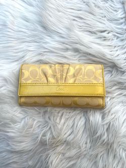 Coach wallet