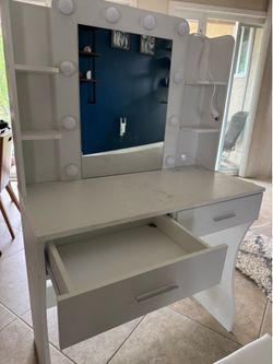 Makeup Vanity Table