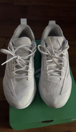 Mens Giannis Basketball Shoes size 9