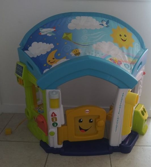 FISHER-PRICE LAUGH & LEARN SMART LEARNING HOME