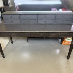 Large Executive Desk With Hutch