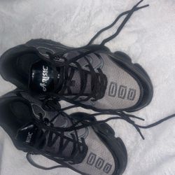 STEEL TOE SHOES 👟 NEED GONE ASAP!