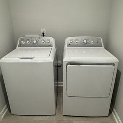 GE Washer & Dryer - *With Warranty* - BRAND NEW NEVER USED!!!
